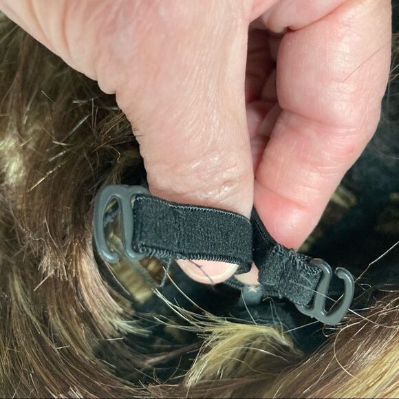 Synthetic Women’s Brown Asymmetrical hairstyle wig shortNew Without Tags‎ - Picture 6 of 12